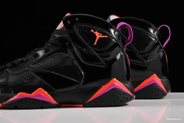 One Kick Black Retro 7 Air Patent 313358-006 Jordan 0802